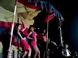 शौक़ीन व्यक्ति मूवी  ...