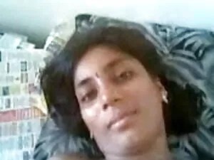 मुझे हिंदी मूवी पिक् ...