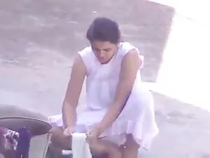 लीज़ा हुकुम का इक्का ...