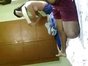 एमआईएलए हिंदी सेक्सी ...