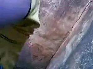 कार हुकर में blowjob ...