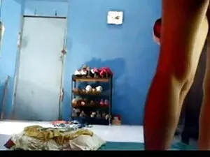 रस्ताफ़ेरियन हिंदी स ...