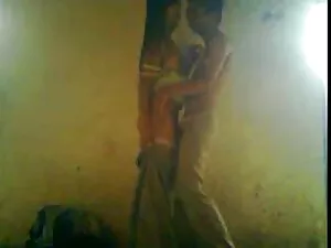 TRDI रेट्रो सेक्सी फ ...