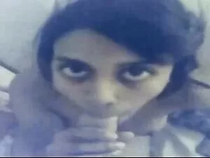 धोखा दे थोड़ा एशियाई ...