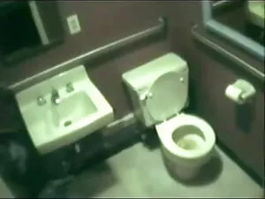 बालों वाली सेक्सी मे ...