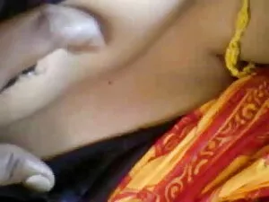 उसका निजी हिंदी पिक् ...