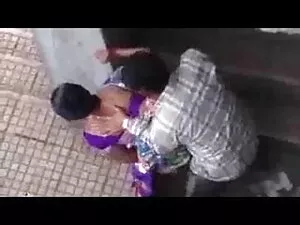 पार्टी नंगा नाच हिंद ...