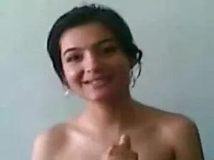 तीन सेक्सी मूवी पिक् ...