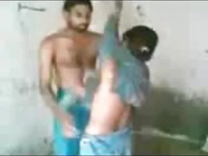 बस हॉलीवुड फुल सेक्स ...