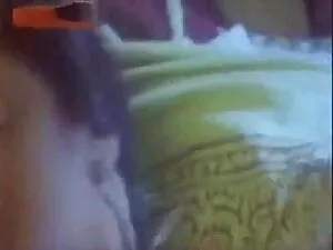सुनहरे बालों वाली वे ...