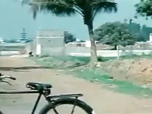 एक बड़ा मुर्गा हिंदी ...